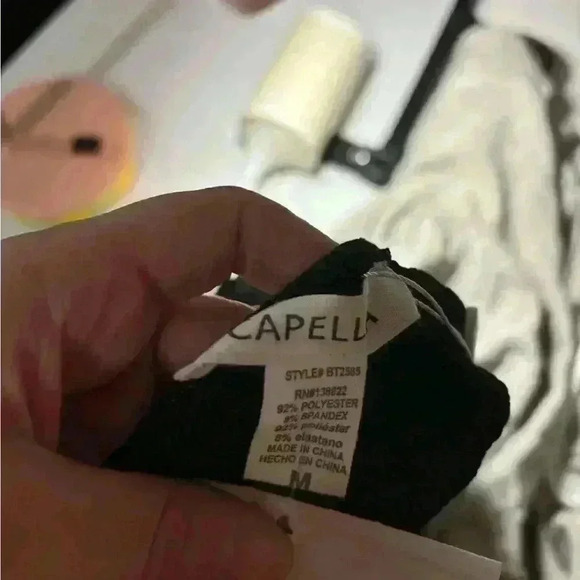 New with tags, womens size medium shirt, #E223 - Picture 4 of 4